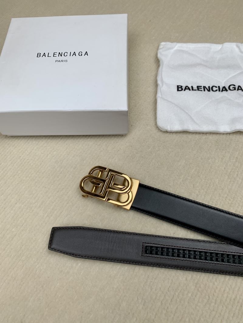 BALENCIAGA